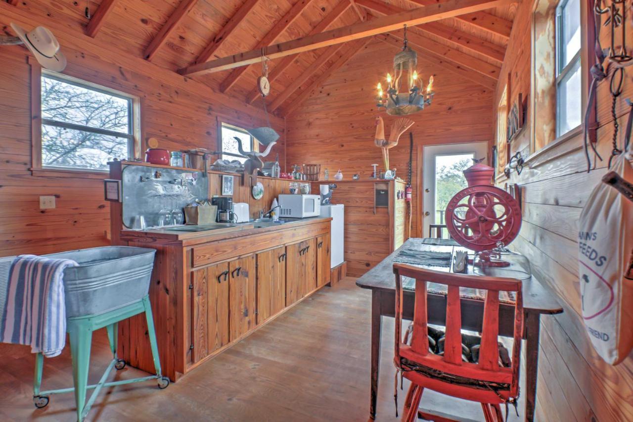 Ark Bunkhouse Fredericksburg Hideaway With Hot Tub Villa Ngoại thất bức ảnh