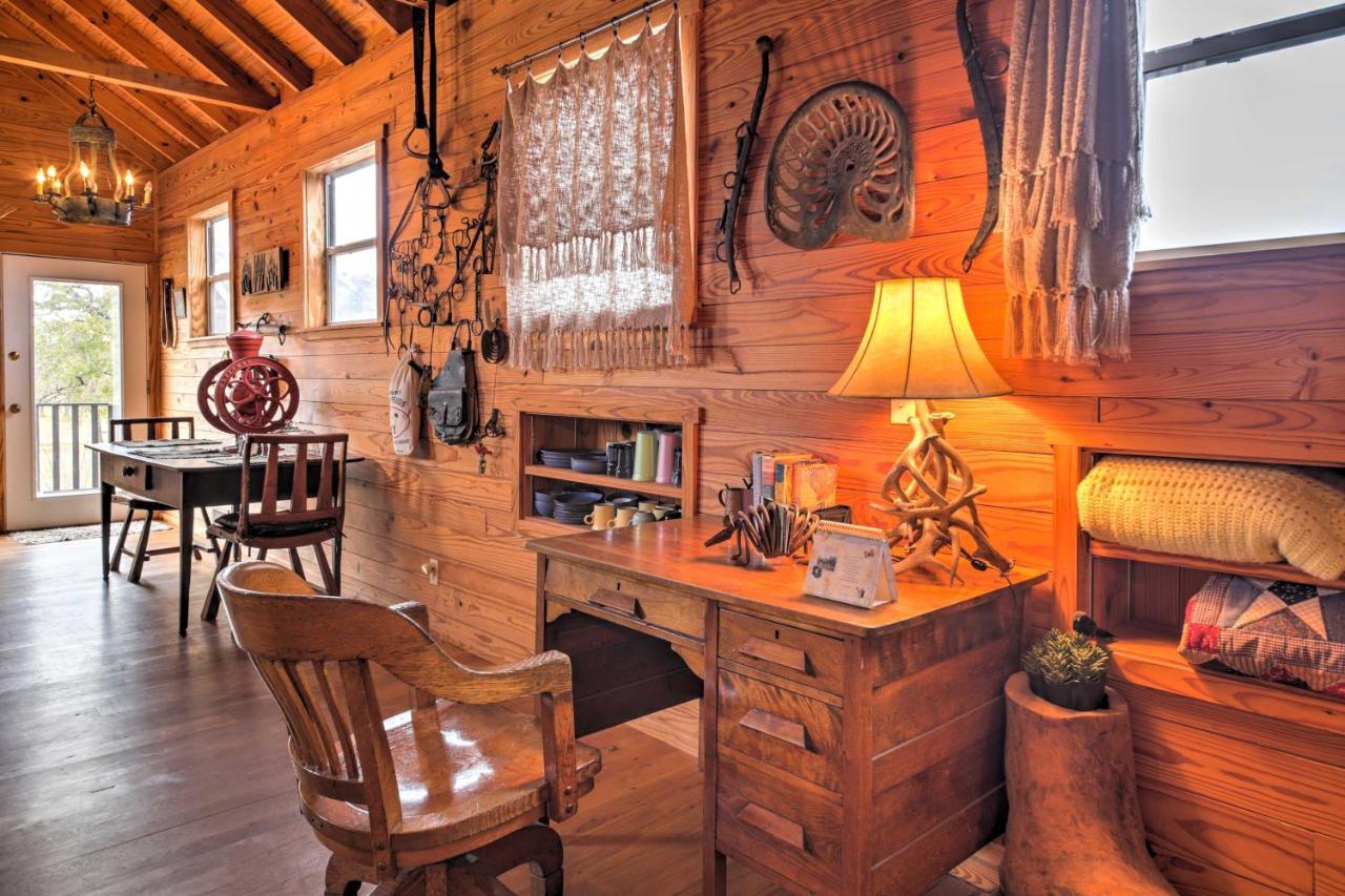 Ark Bunkhouse Fredericksburg Hideaway With Hot Tub Villa Ngoại thất bức ảnh