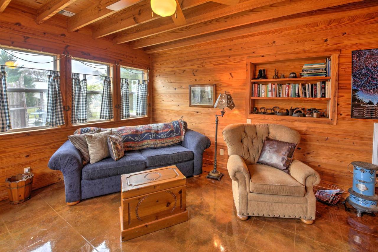 Ark Bunkhouse Fredericksburg Hideaway With Hot Tub Villa Ngoại thất bức ảnh